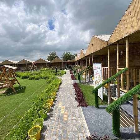 Gopika Resort Vrindavan Luaran gambar