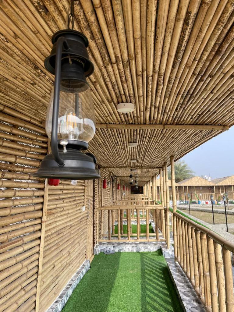 Gopika Resort Vrindavan Luaran gambar