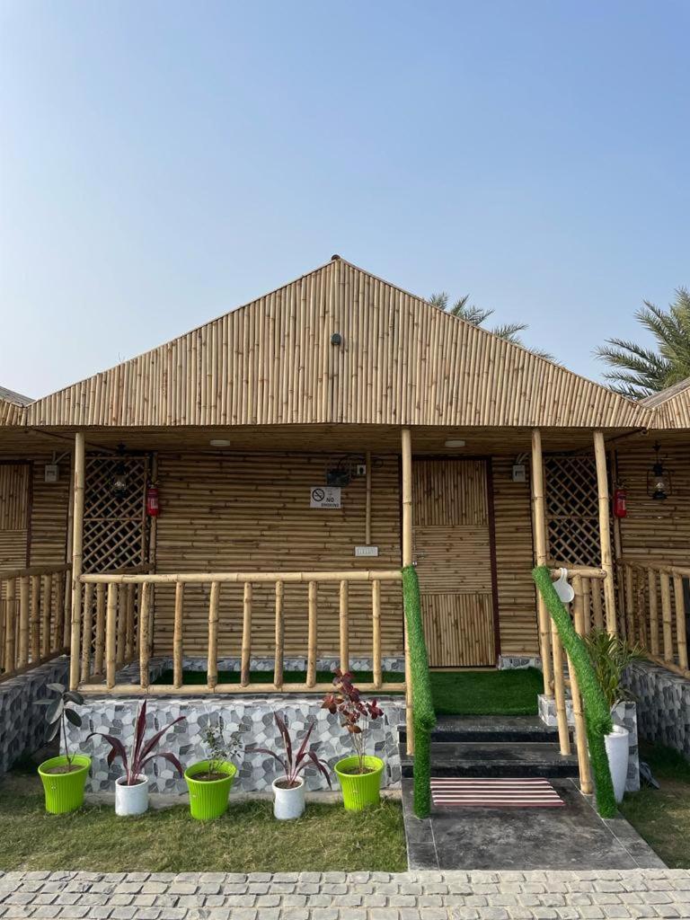 Gopika Resort Vrindavan Luaran gambar