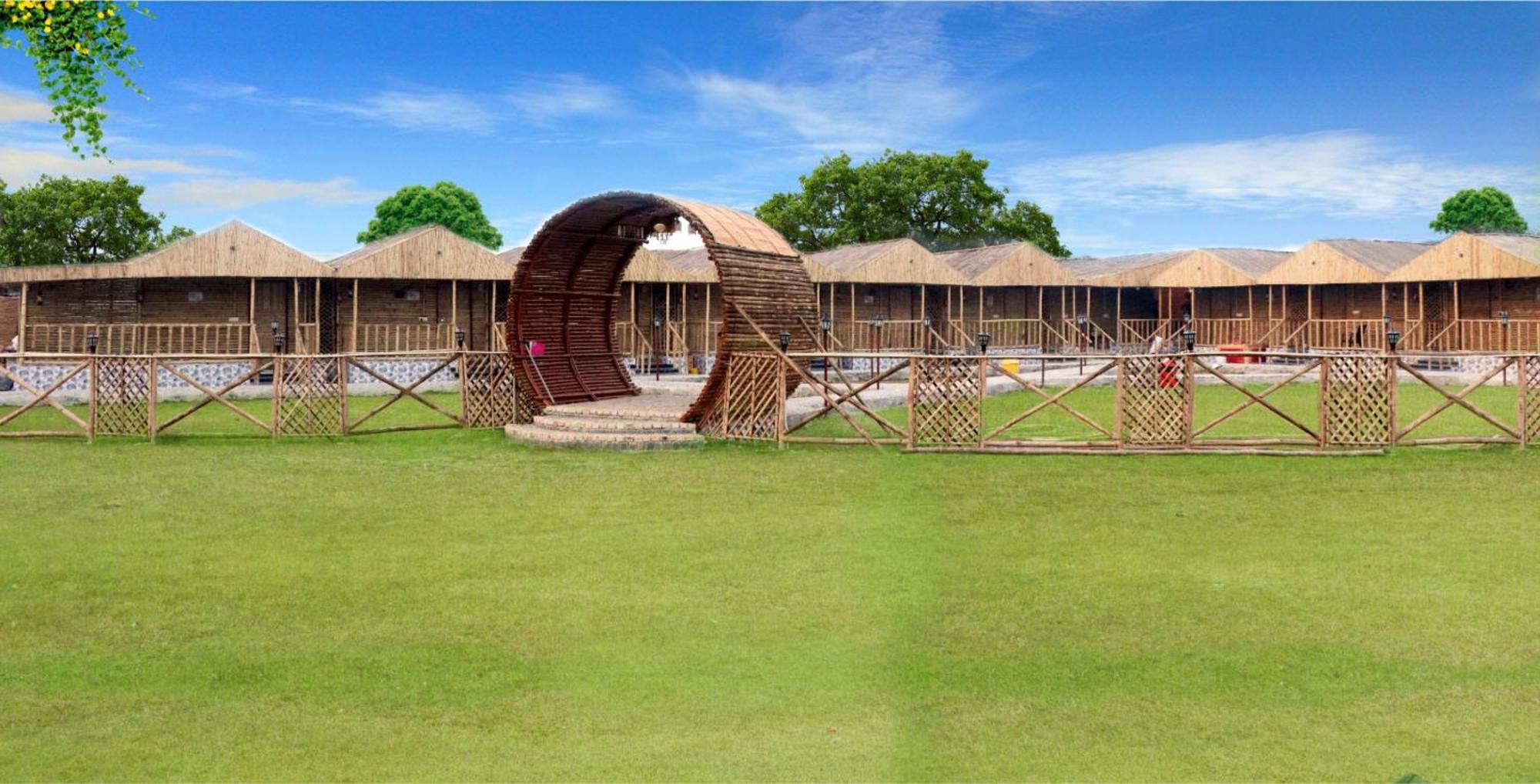 Gopika Resort Vrindavan Luaran gambar